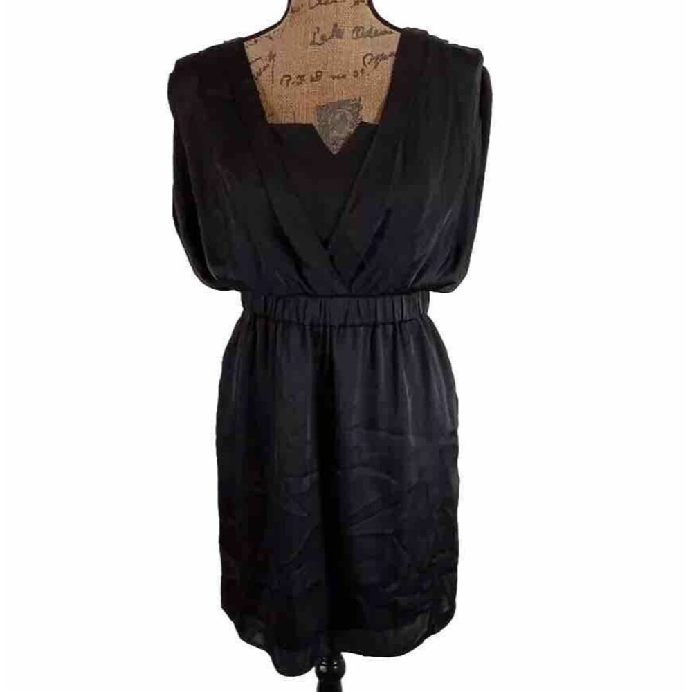 BCBGeneration Dress Size S Black Strap Elastic Waist Knee Length Party‎ Cocktail